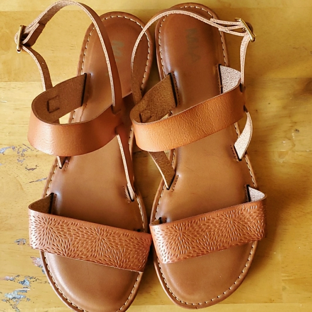 Scrappy sandals